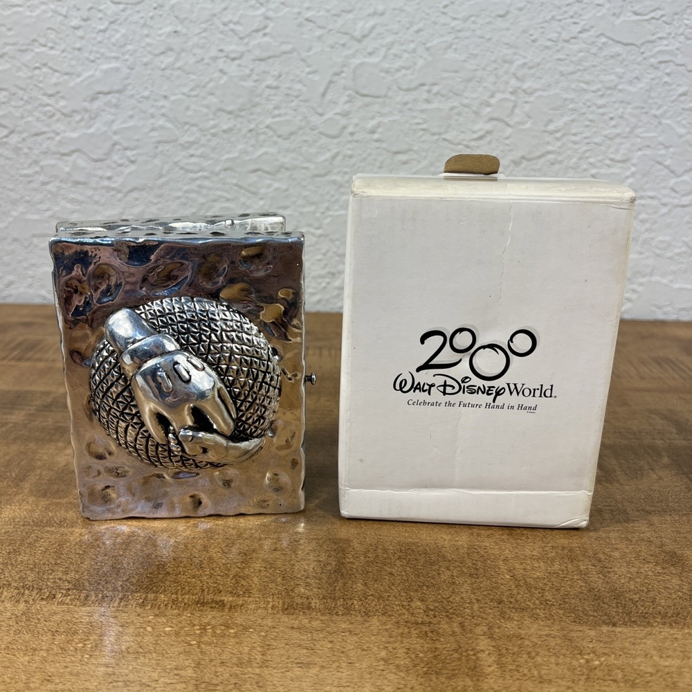 Disney World 2000 Spaceship Earth Silver 3D Picture Photo Frame